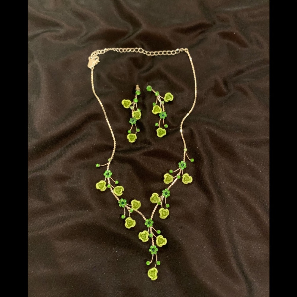 Necklace and matching earrings! Light green